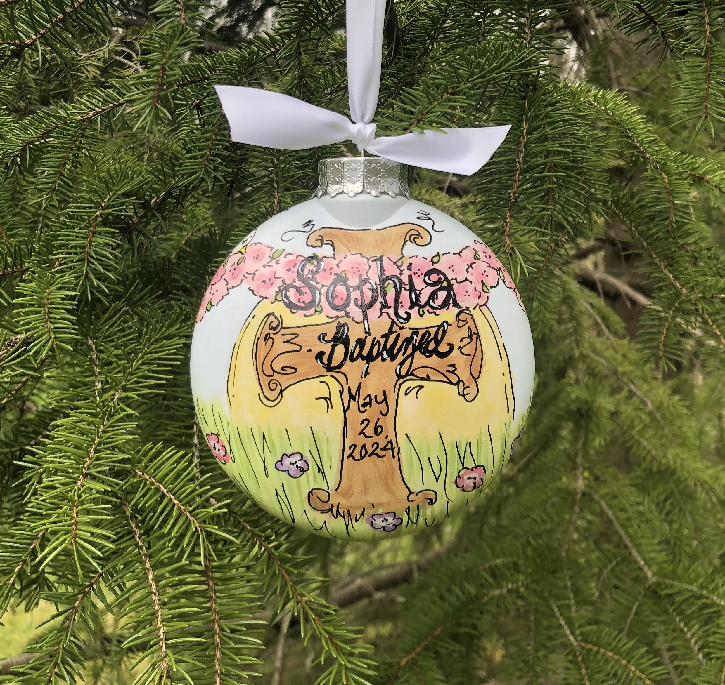 Personalized Girl Baptism on Plastic Disc Ornament, Ideal Gift to Celebrate Baby getting Baptized